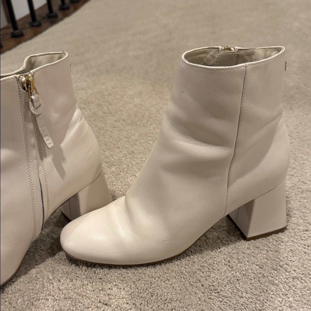 Ted Baker Chic off White Ankle Boots - Picture 4 of 7